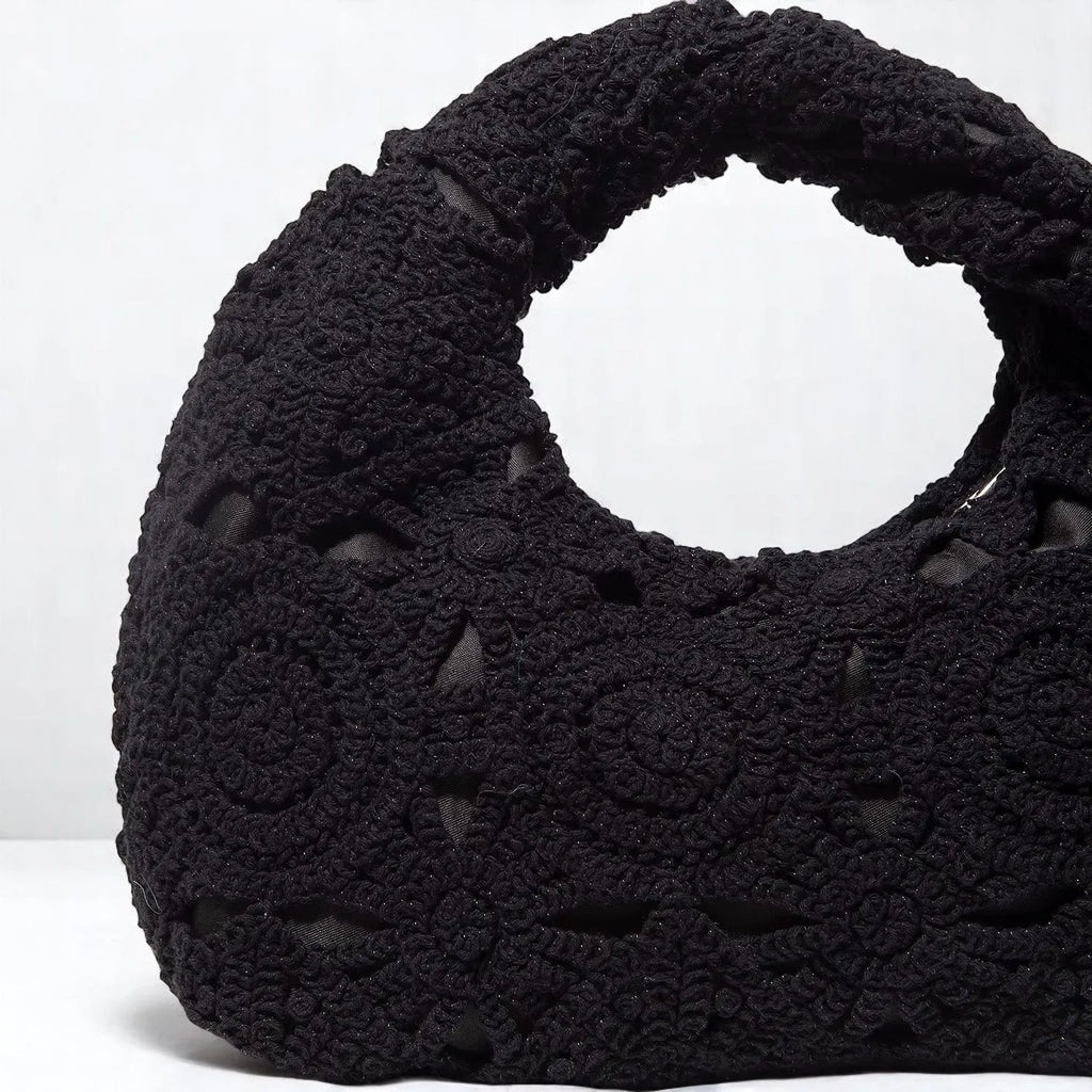 Bolso Tote Trenzado "Boho Chic": Elegancia y Textura Única