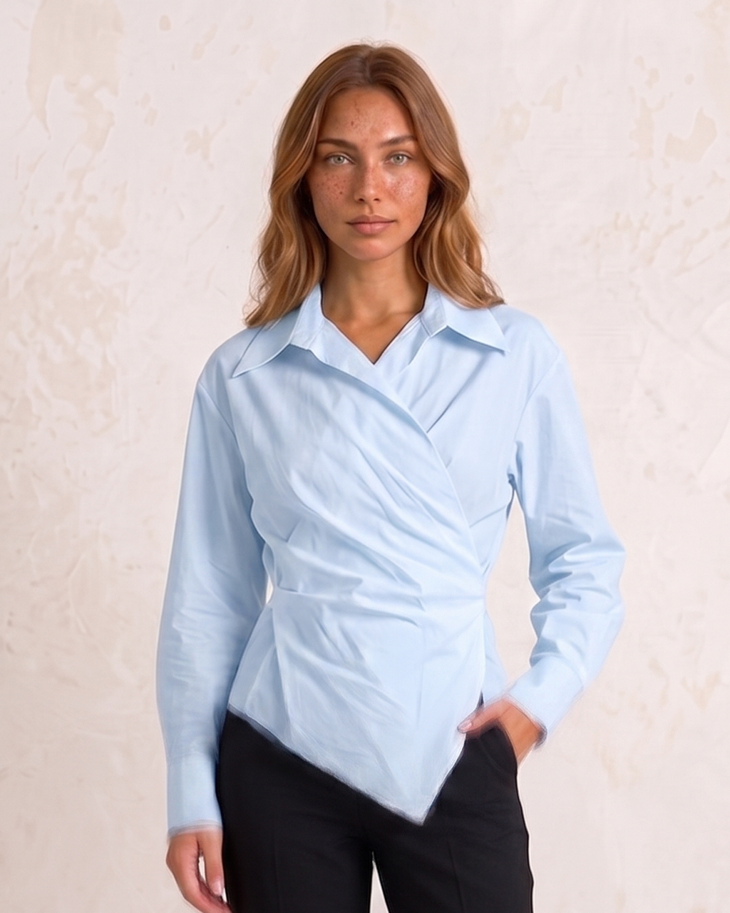 Blusa Irregular de Diseño: Vanguardia y Elegancia