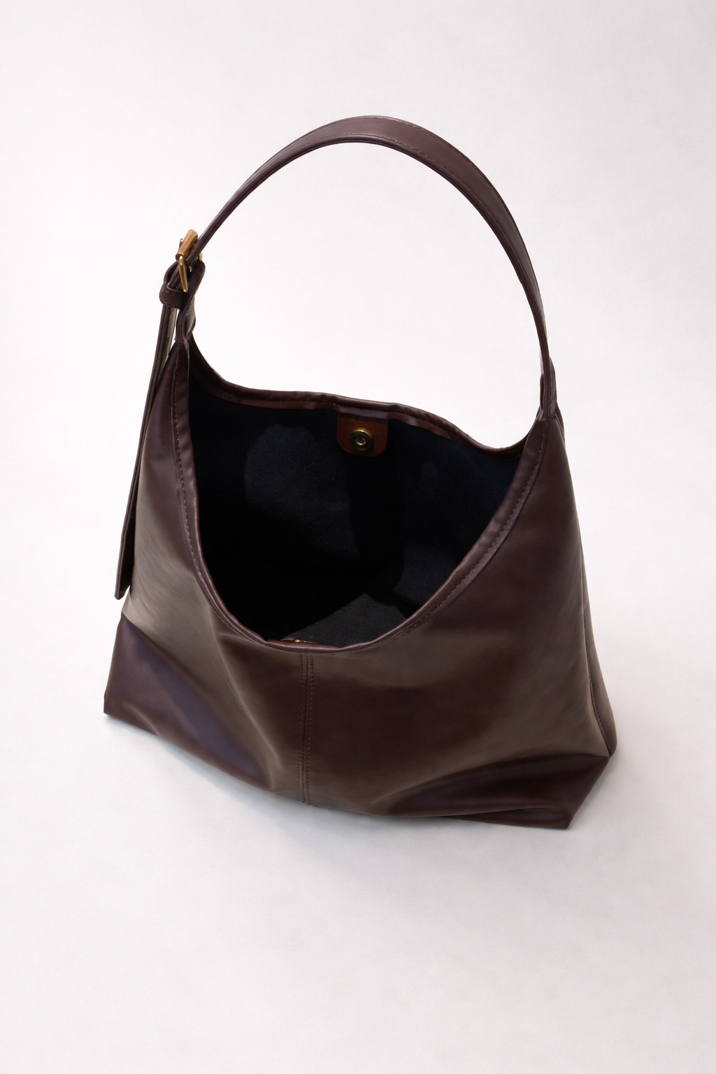 Ferrero | Bolso hobo de trabajo de piel vegana para mujer