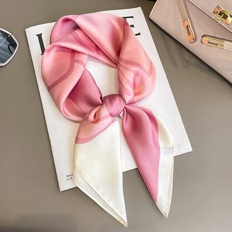 Pañuelo Versátil "Arte Vibrante": El Toque de Color Perfecto