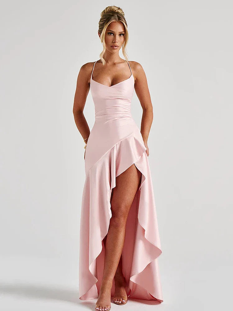 Vestido Asimétrico Efecto Satén con Espalda Descubierta: Elegancia Moderna