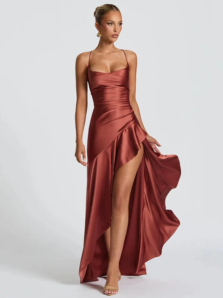 Vestido Asimétrico Efecto Satén con Espalda Descubierta: Elegancia Moderna