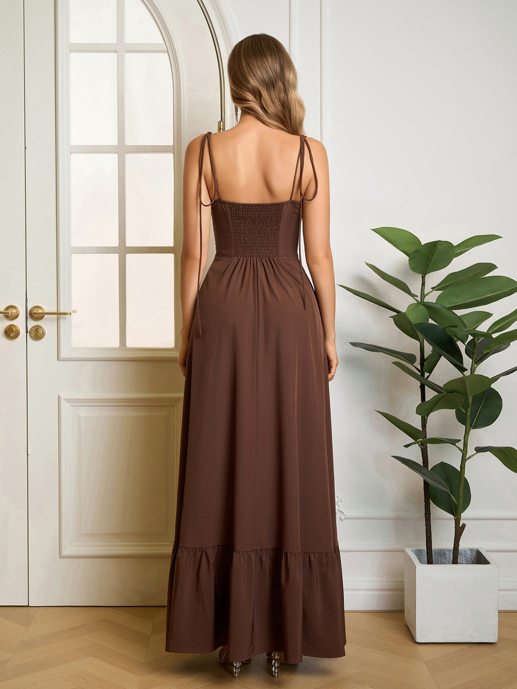 Vestido Maxi "Romance Casual": Escote Corazón y Tirantes de Lazo