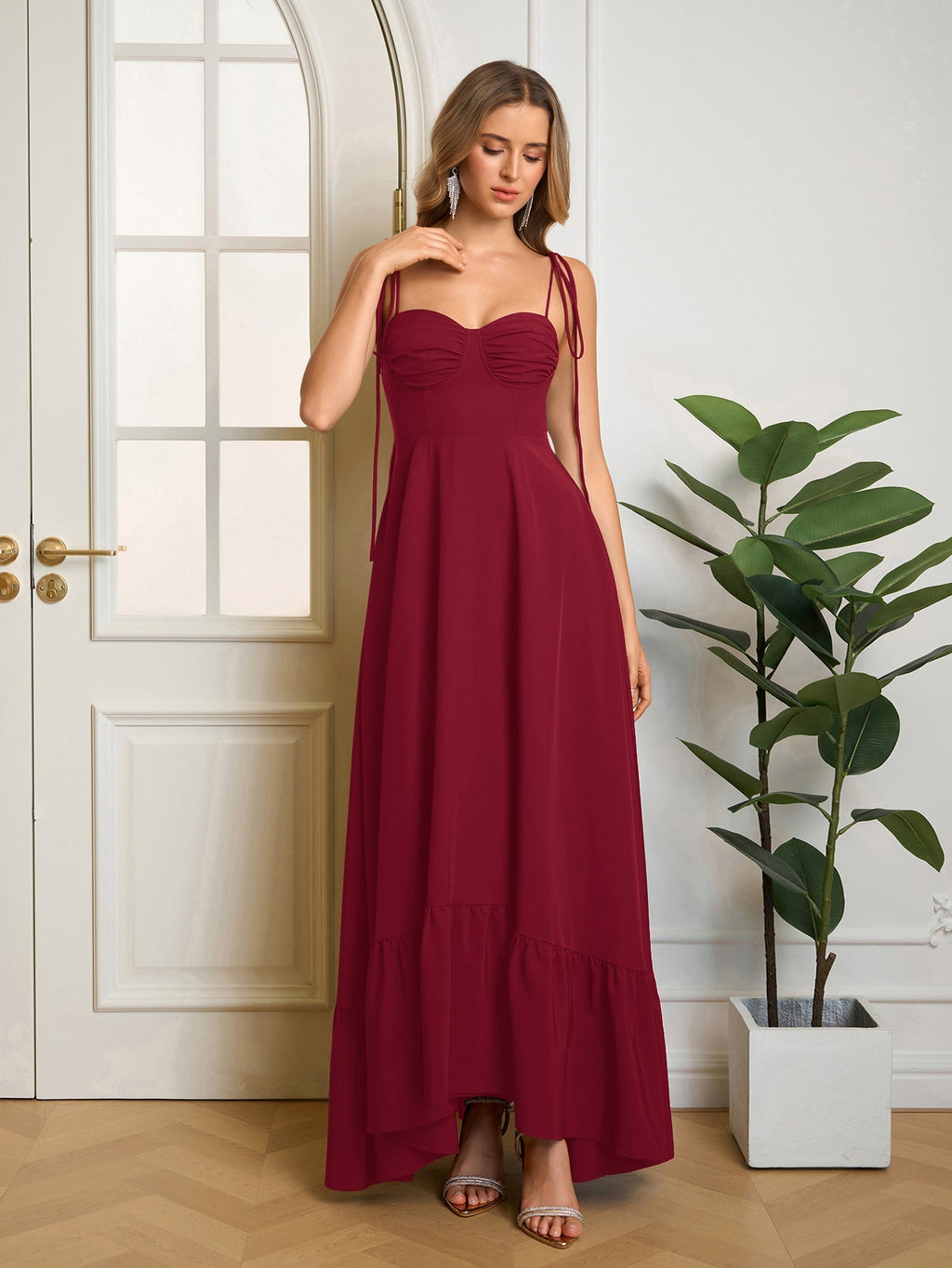 Vestido Maxi "Romance Casual": Escote Corazón y Tirantes de Lazo