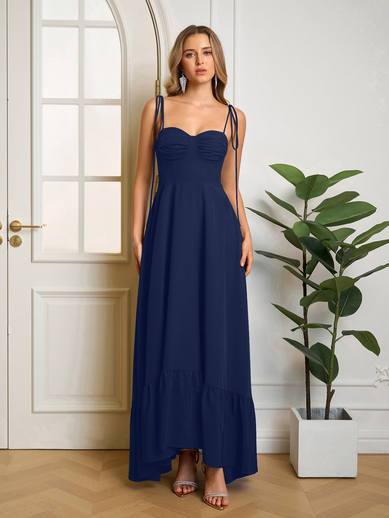 Vestido Maxi "Romance Casual": Escote Corazón y Tirantes de Lazo