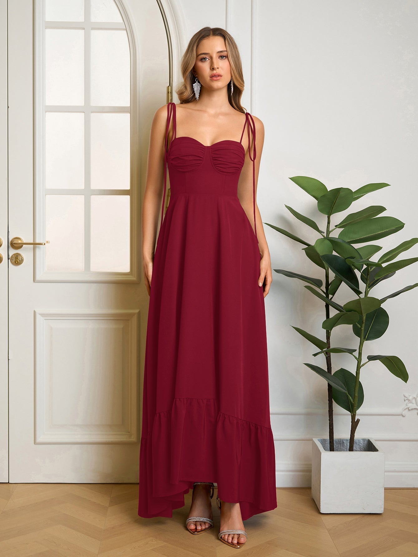 Vestido Maxi "Romance Casual": Escote Corazón y Tirantes de Lazo