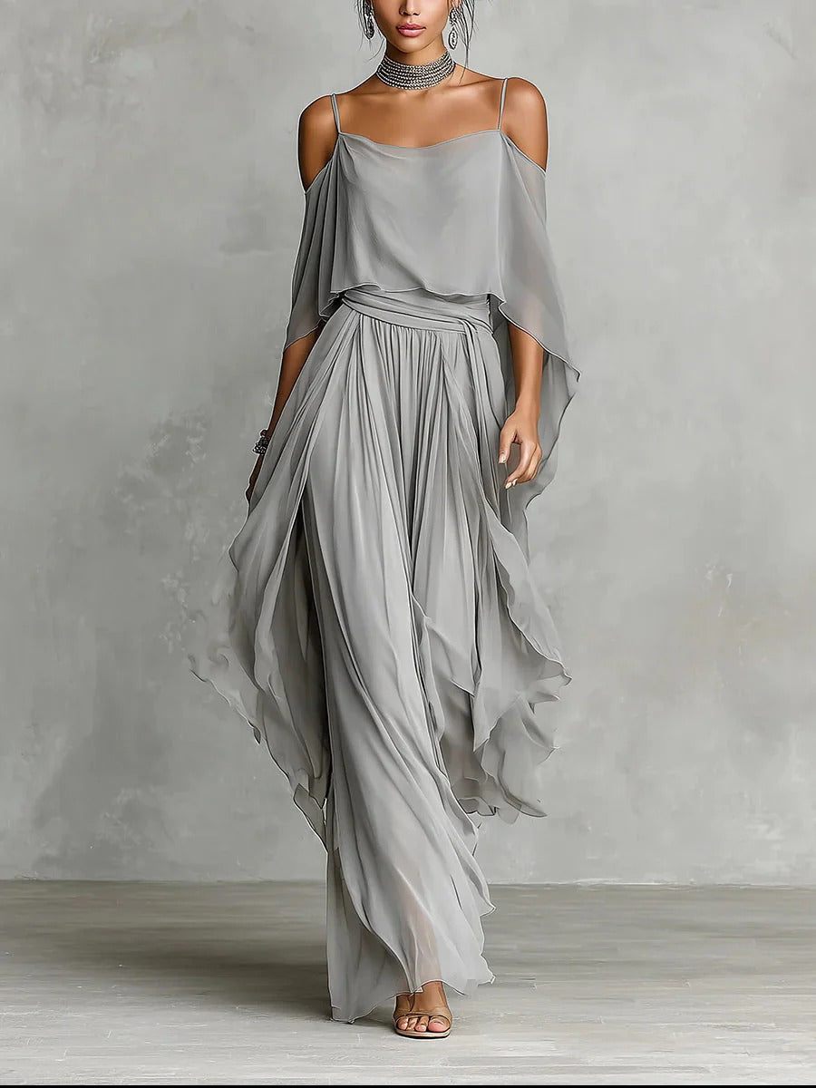 Isabel | Conjunto gris de corte fluido con top de tirantes y pantalones ligeros