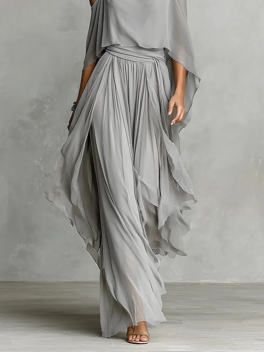 Isabel | Conjunto gris de corte fluido con top de tirantes y pantalones ligeros