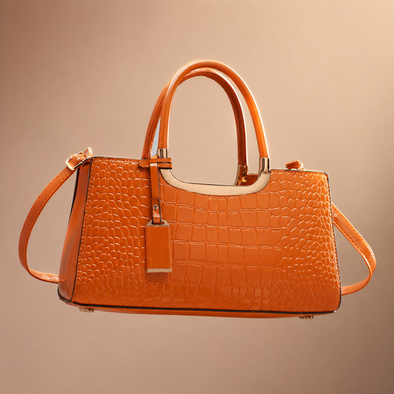 La Vendomia | Bolso tote clásico efecto cocodrilo con doble asa y detalles dorados.